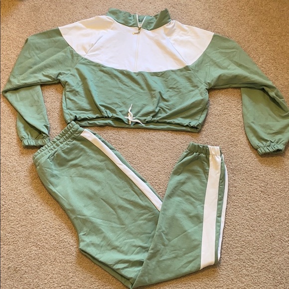 Loungewear Matching Set - Picture 4 of 6